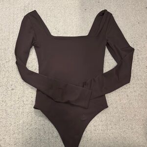 Contour Square Neck Body Suit